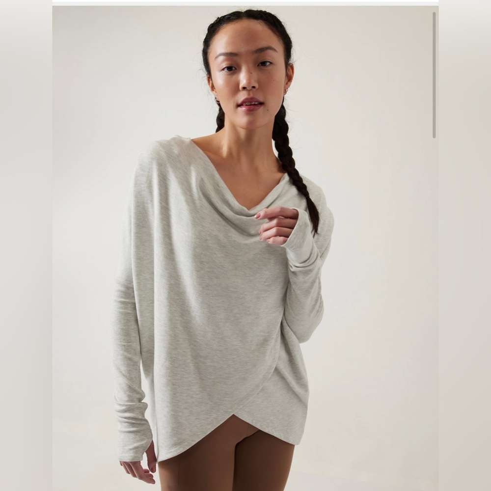 Athleta purana wrap sweatshirt , light gray Heather, size XL